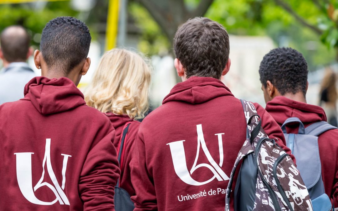 Retrouvez les replay de la Journée Portes Ouvertes de la Faculte de Santé