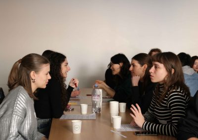 26-01-19 17-07-32 9365