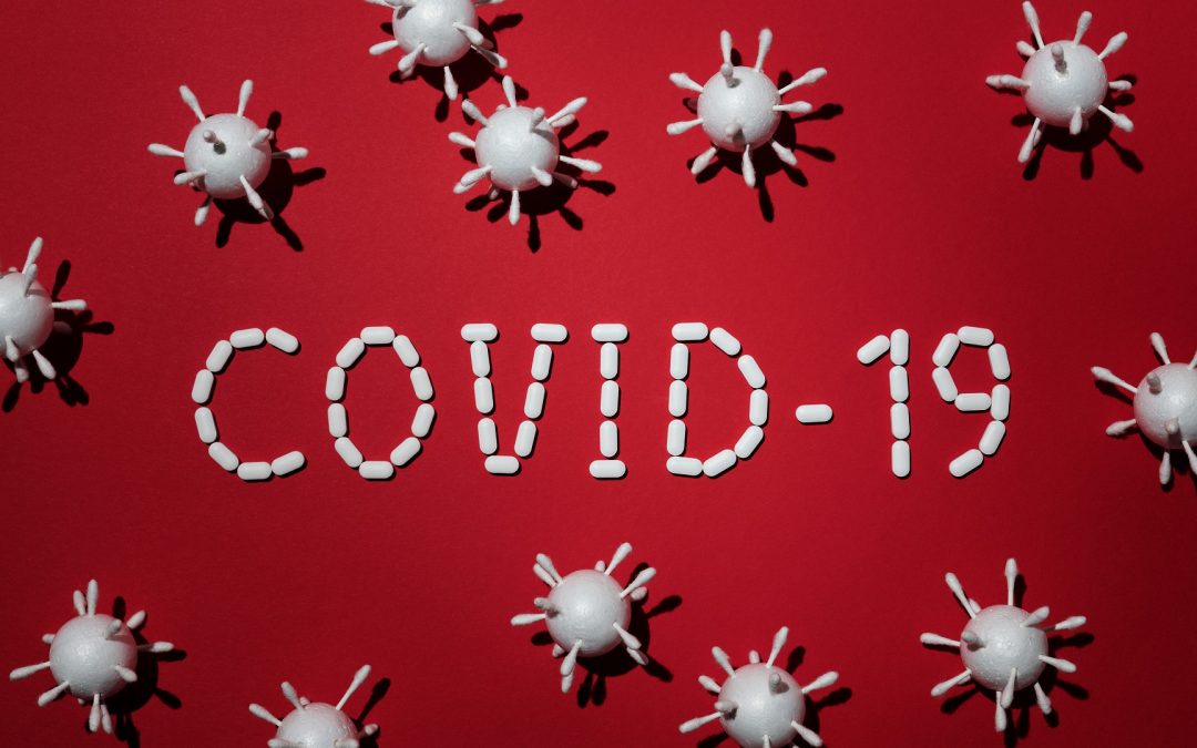 Covid-19 : Une revue pour comprendre les facteurs génétiques et immunologiques responsables des pneumopathies