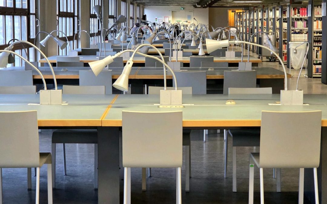 Rénovation des chaises de la BU Grands Moulins : un choix durable