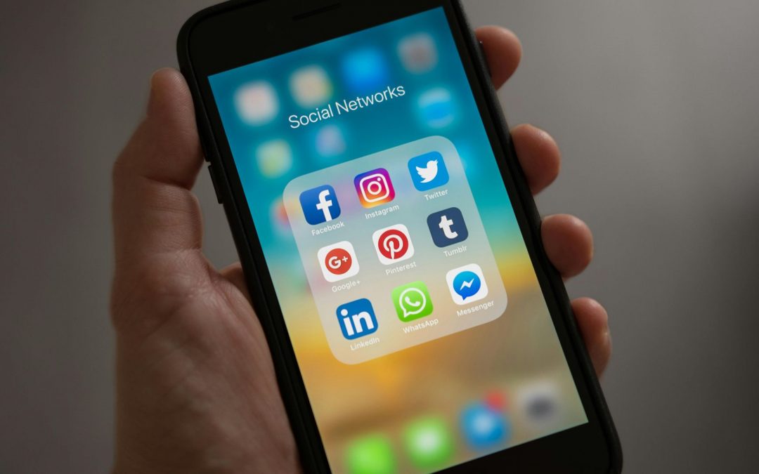 Interdiction des réseaux sociaux aux moins de 15 ans : ce que dit la recherche